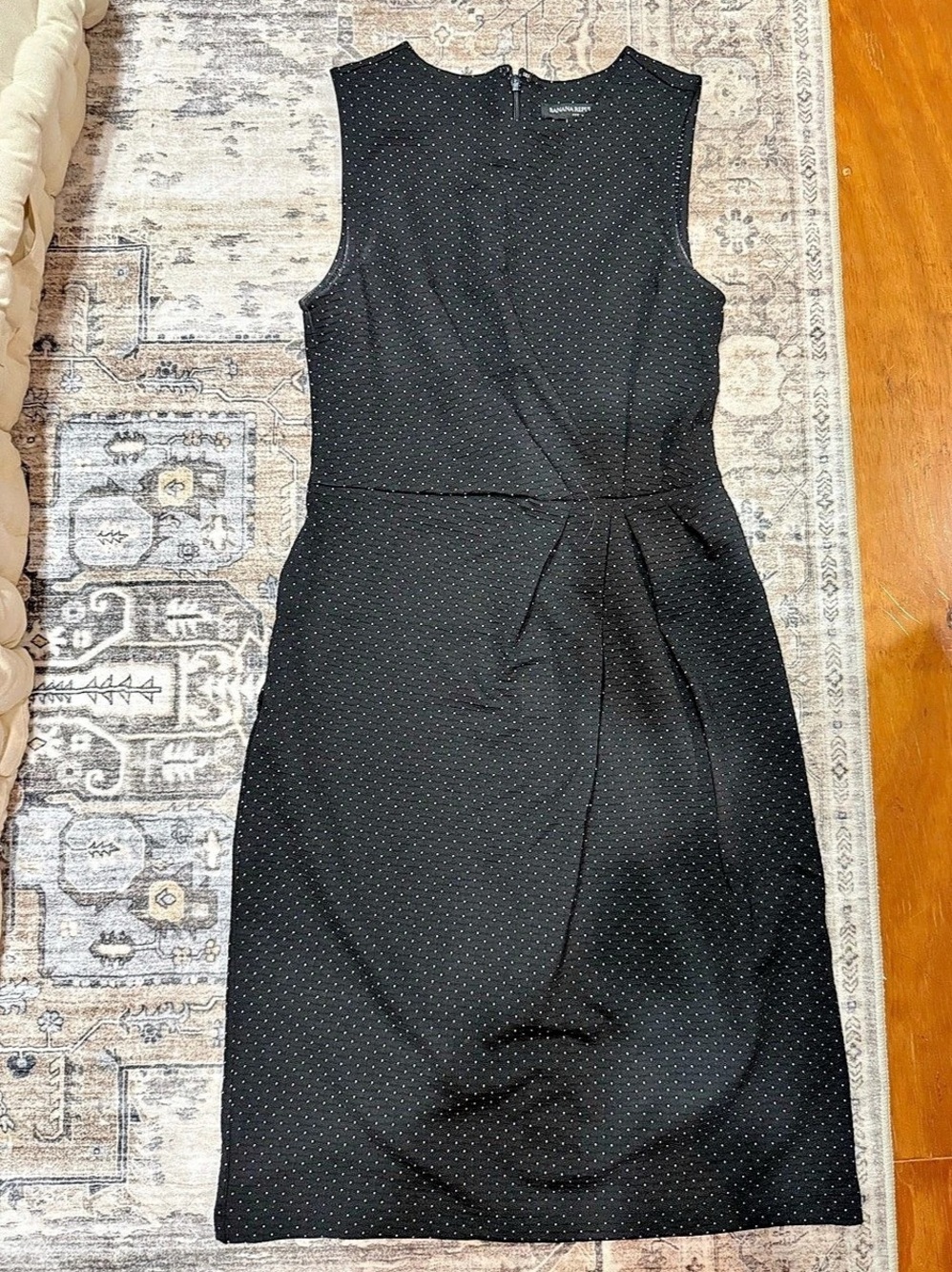 Banana Republic Polka Dot Midi Dress Size 2 never worn